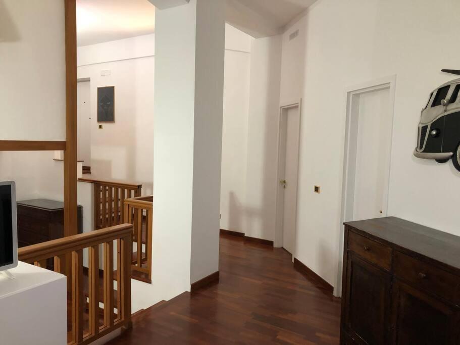 Bari For You - Guest House A 300Mt. Dal Mare Εξωτερικό φωτογραφία